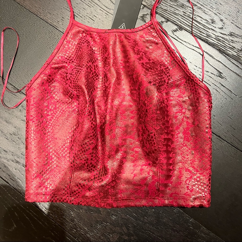 Red halter - Picture 3 of 4